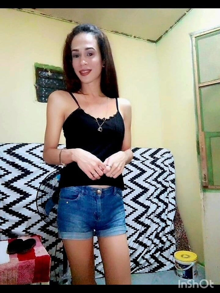 Ladyboy Karl: Suck Lena