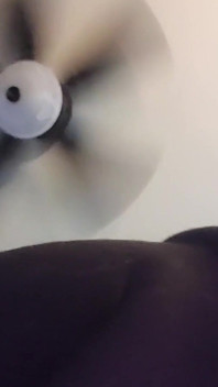 10 Smelly Yummy Farts Waiting to Be Sniffed up 6
