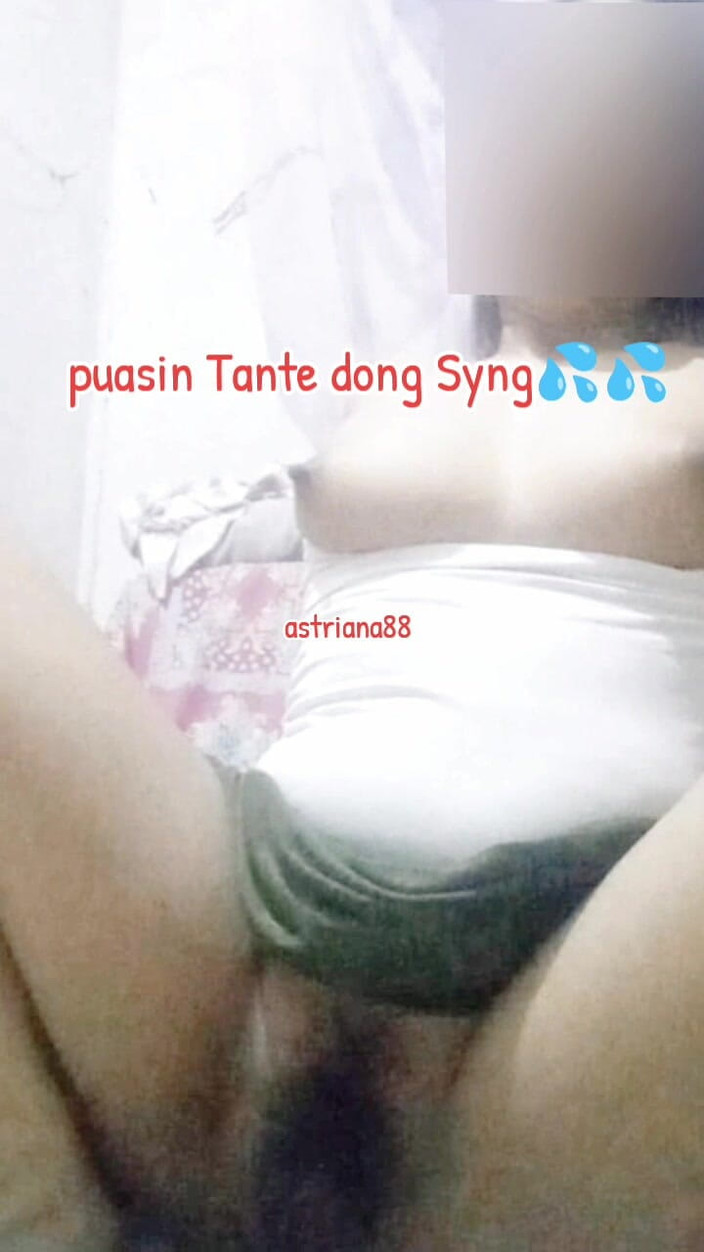 Astriana88: Alleinerziehende Mütter sind geil