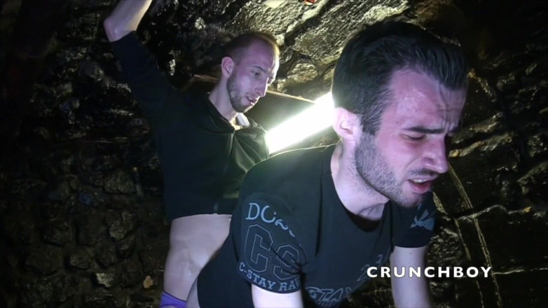Gaybareback: Val used raw by Justin for casting porn