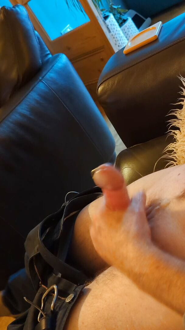 Bellhead: Un minuto a casa da sola