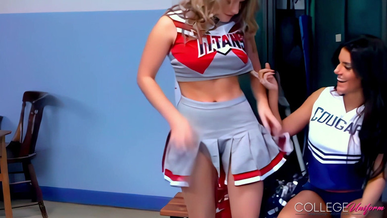 College Uniform: 캔디스 콜리어, 피오나 G를 특징으로하는 치어리더