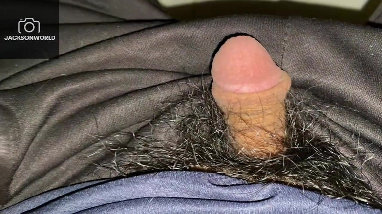 Jackson World: Тихий послеобеденный побег интимный соло-момент, расслабляясь и сидя удобно