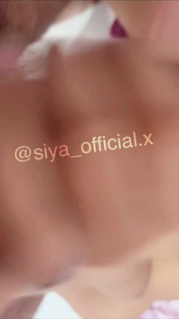 Siya Bhabhi Ki Chut Chudai and Fingering Hindi