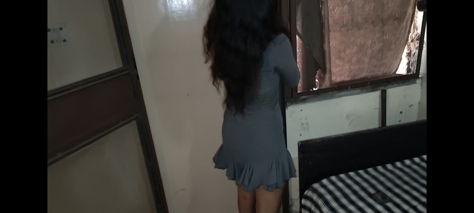 UnitedCourse31: Un plombier baise une fille canon et sexy