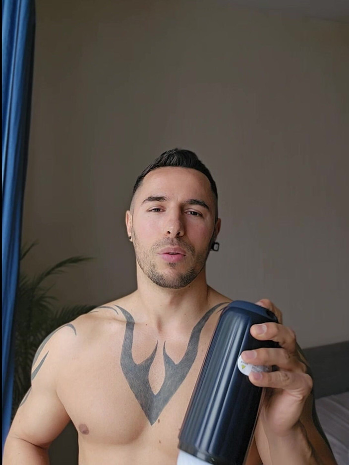 Roma_Black: Ein loch gefickt