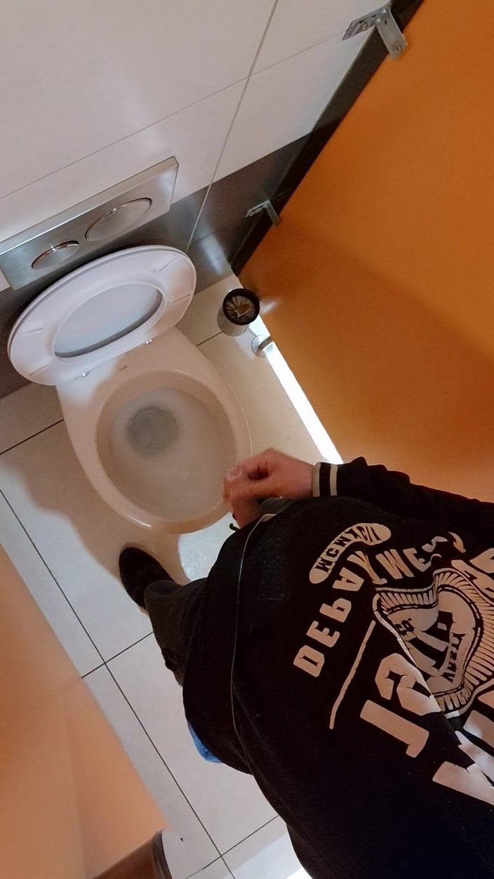 Fap_man93: Pissing in a common toilet during work