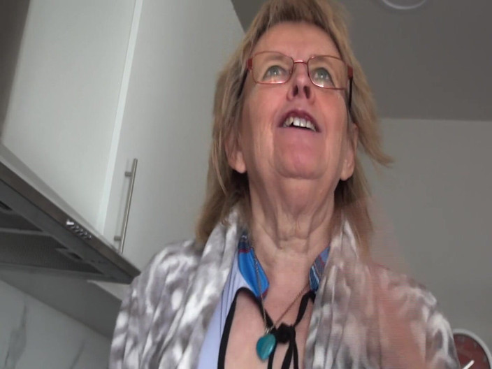 Abby Roberts: Unbelievable Sexy Granny 63 in the Kitchen