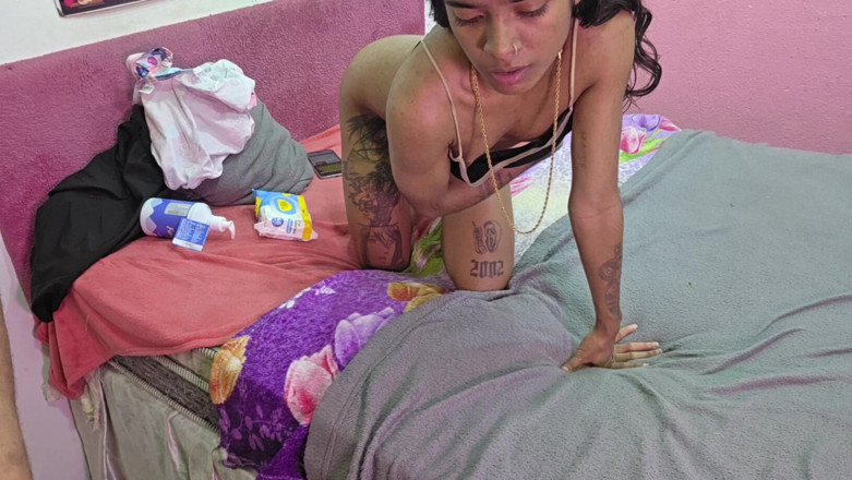 LeoOgro: Skinny Hot Girl Giving Her Ass Very Tasty