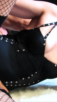 Hot Smoking MILF Tammie Lee Rides Her Studs Big White Cock to a Messy Facial