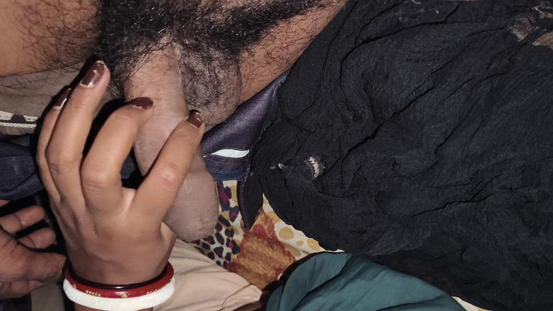 RoboticApple28: Ho svegliato mia moglie di notte e le ho preso...