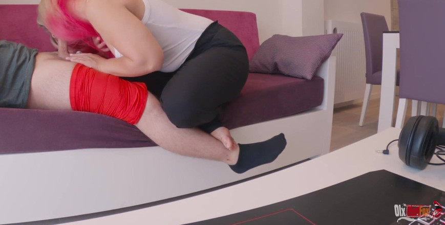 OlxRedFox: 为我的性感继母按摩和阴户射精