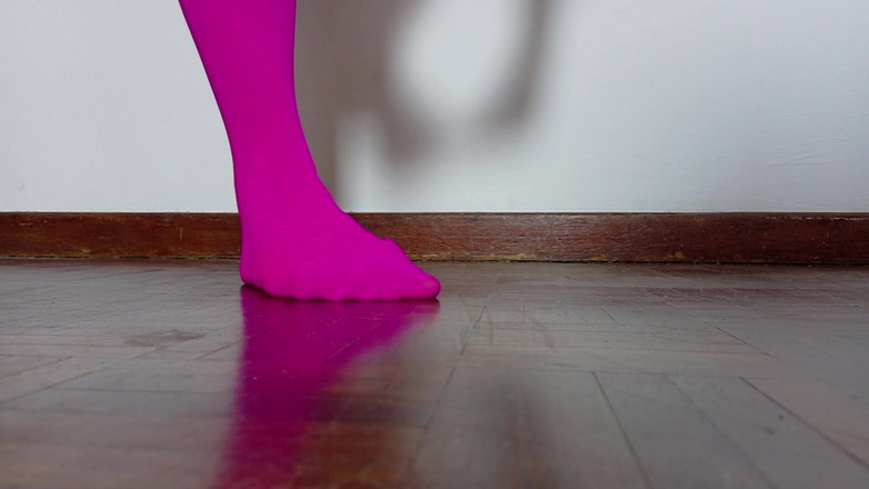 Kinky Lyrical: Pembe Tırnaklar ve Naylon