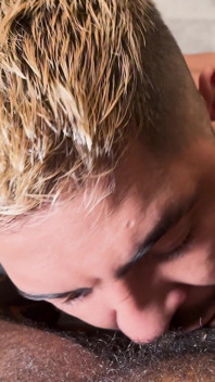 Latino4cumsluts hodowla Engelberth