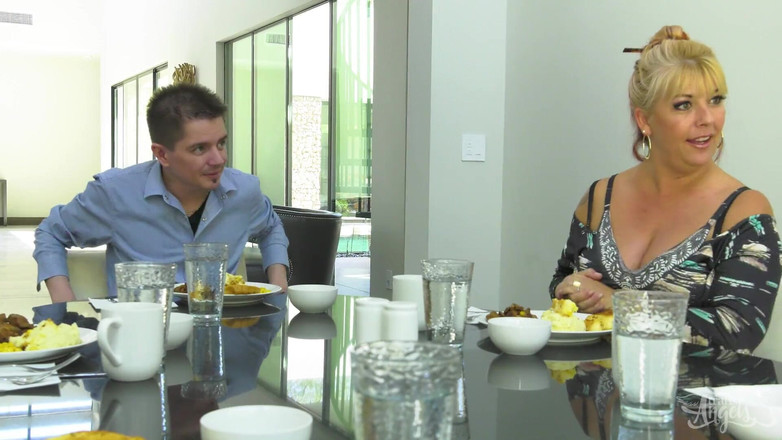 Trans Angels: Transangels - mijn vriendinnen sletterige zus - Mike Panic, Natalie Mars