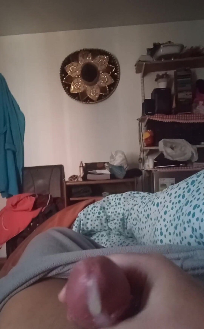 Nikki Montero: Enorme gozada no quarto de hotel de masturbar meu pau