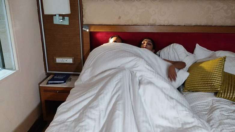 Anjalisingh_sexy: Napalona kobieta uwiodła i uczyniła gorącą przyjaciółkę i zrobiła dobrą...