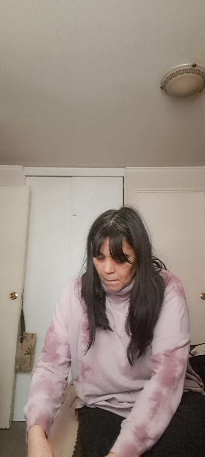 Mommy big hairy pussy: Matrigna vestita