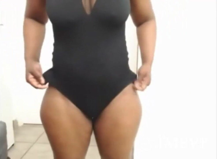 Big black clapping booties: jack off to my big bubble ass squeezing and clapping,...