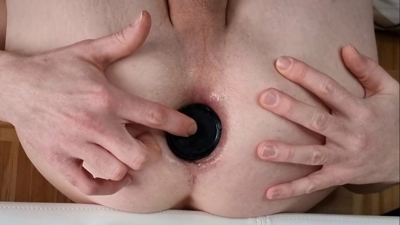 Msxentirex: 大きな黒いディルドが彼のケツの穴までずっと