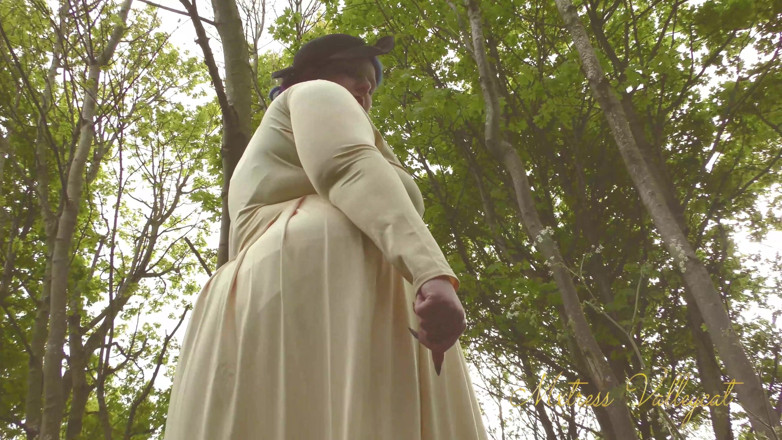Mxtress Valleycat: Sanguine giantess walks you in the woods