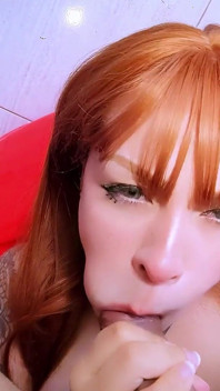 Boyfriend Fucks Redhead and Cums in Her Mouth in the Morning - Close-up