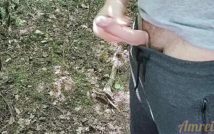Amreis: Paja dura en el bosque Palpitante y mucho semen
