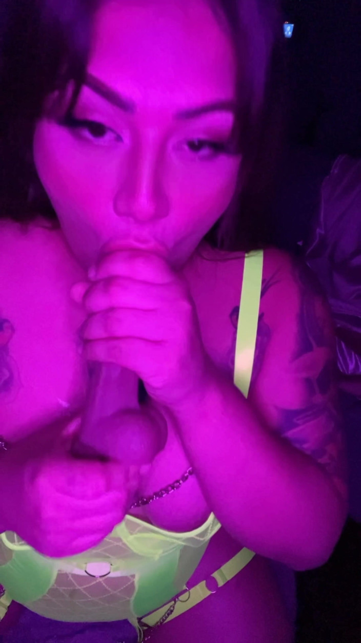 Phoenix Cali: Adoro metterlo in bocca