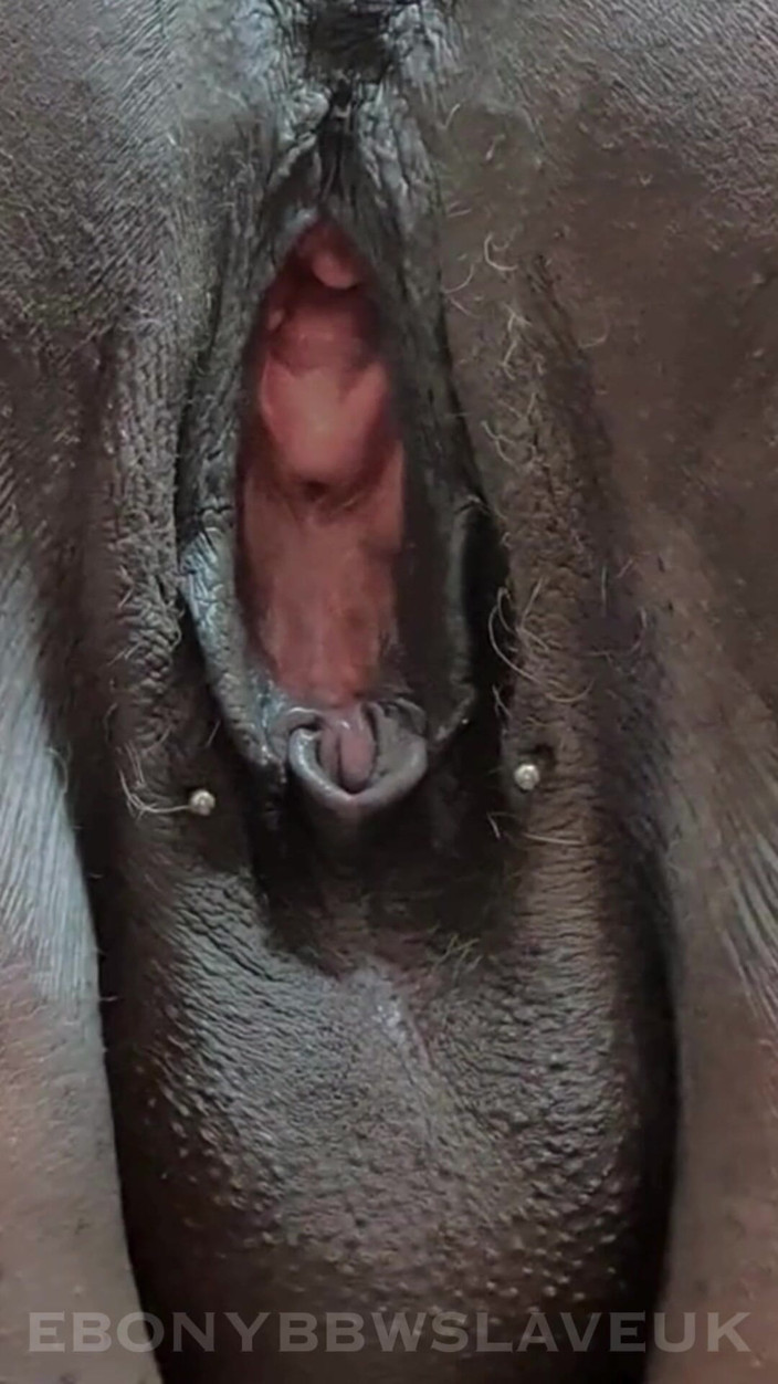 Ebony BBW slave UK: My Big Black Fat Gaping Cunt