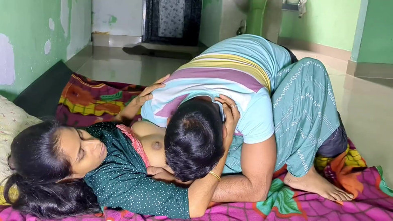 Easypron: Desi Village Girl Sex Video