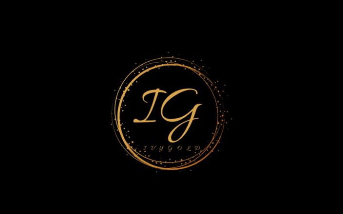Ivy gold: Siediti, rilassati, ascolta mentre mi masturbo e gemo.