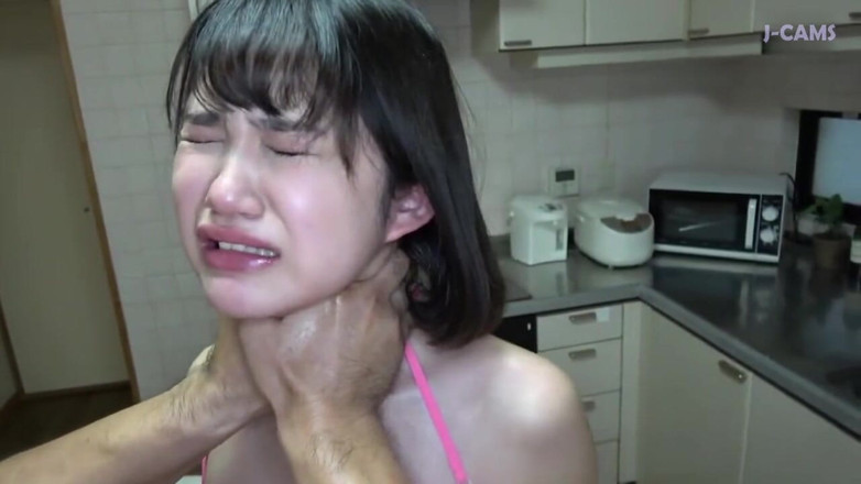 J-Cams: 저항할 수 없는 남자와 금지된 사랑에서 잃어버린 장난스러운 미녀. 챕터 2