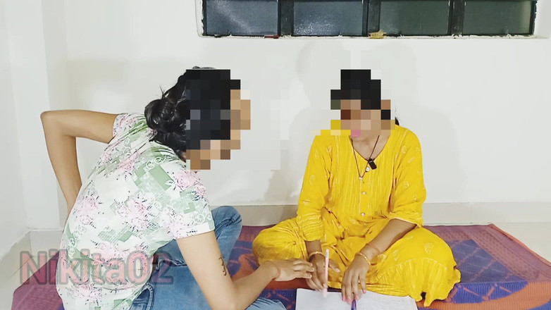 Nikita02: 第100名|观看此 Xx 视频 |德西性爱视频 |印度老师性爱视频火爆