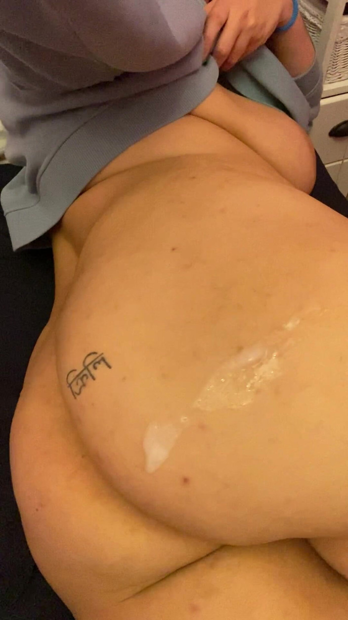 CtanguarraChubby: Schmeiß alles oben, papi.