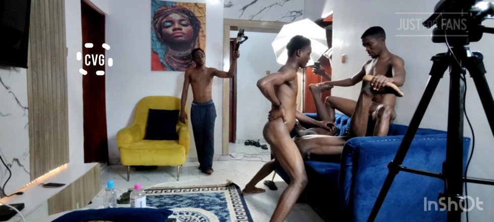 Creamyverseguy2: 和我的闺蜜们度过一个年轻的夜晚