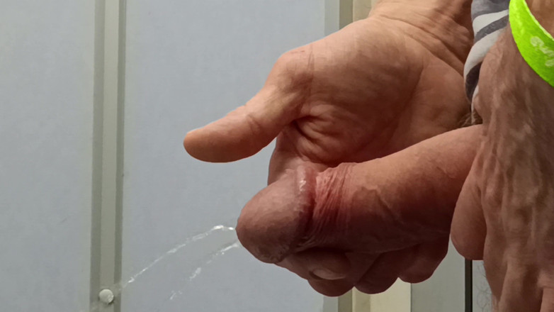 Rockardglans: Veřejné toalety Chcaní, Honění, Cumming Zblízka nošení džín - Rockard Daddy