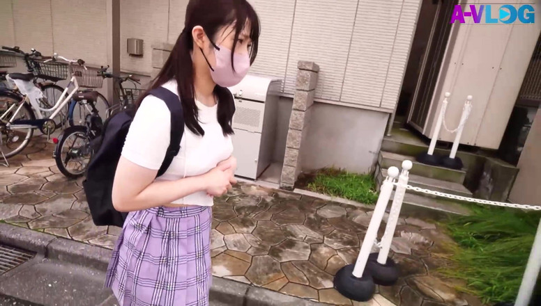 Raptor Inc: ¡Avergonzado, pero hagámoslo! Sin ropa interior, sin sujetador