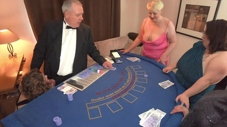 MattyFacial: Casino blackjack emiyor ve sikişiyor