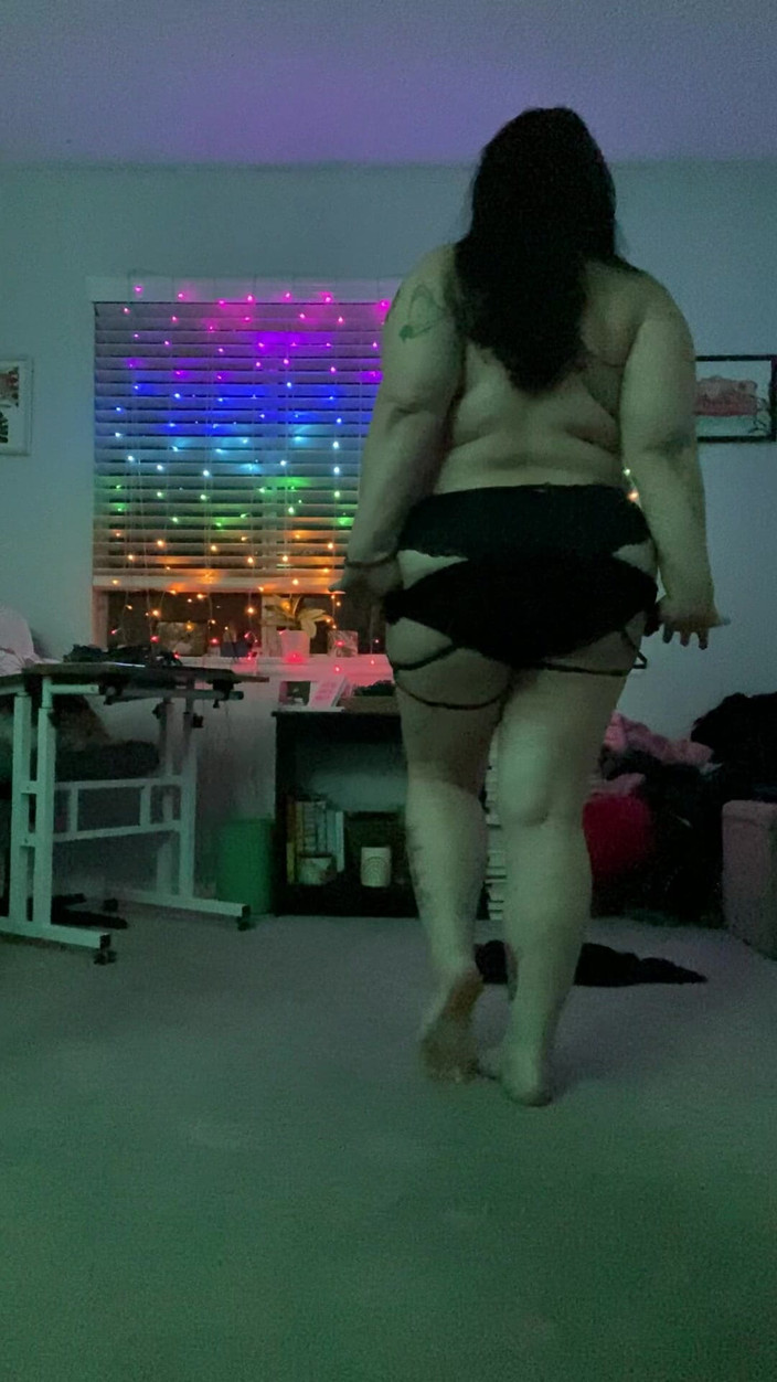 bf: Plížil se kouká do tance