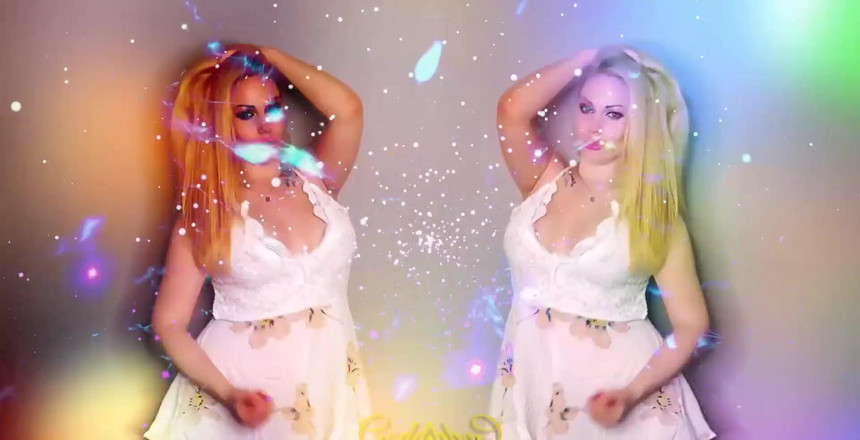 Goddess Misha Goldy: Gara-gara ketemu sama aku, kamu jadi sange dan langsung ngocok...