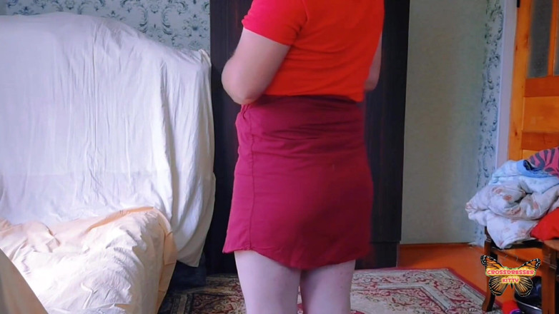 Kitty_Cross: Crossdresser Kitty Amateur Teen Femboy Model adora fazer vídeos sensuais...