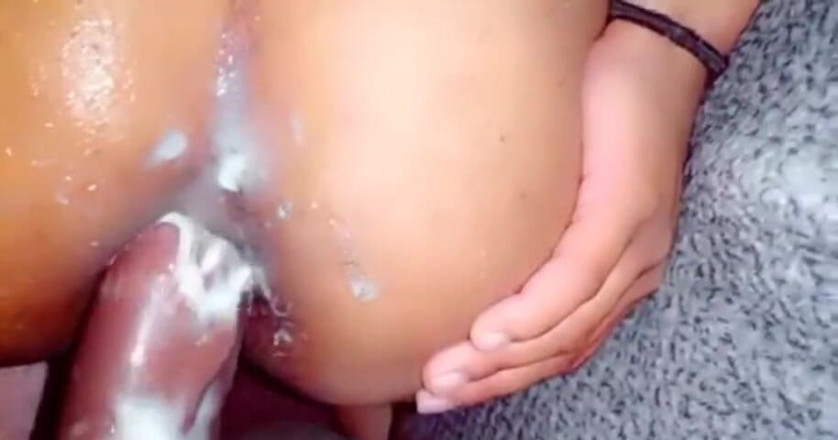 Fijii pornbox: Omg tolik krému po celém jeho velkém černém ptákovi náctiletá láska šukání...