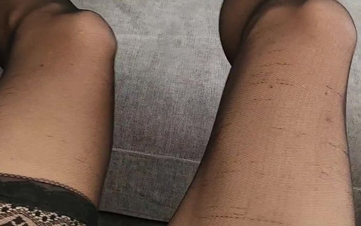 Jessica XD: POV maid masturbation