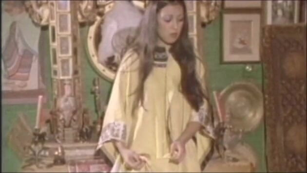 Vintage Usa: John Holmes iki muhteşem genç sürtük tarafından büyük yarak emiyor - (videoda...