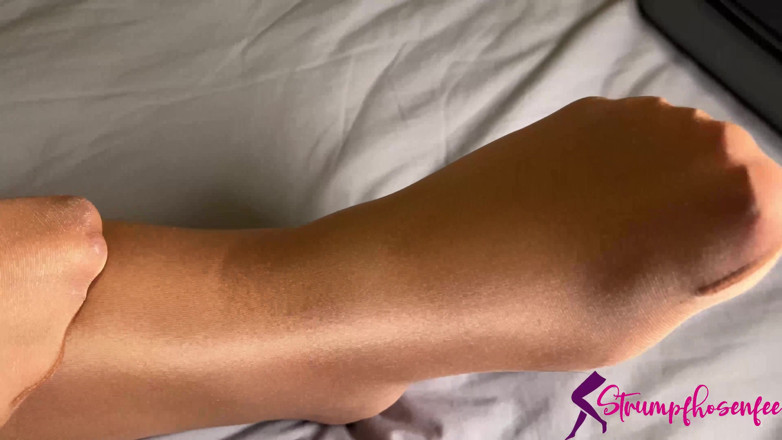Tights free: Primo piano provocante con le calze