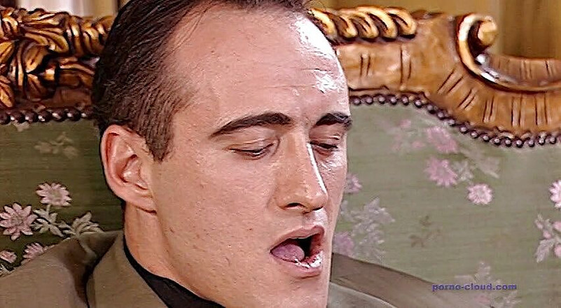 Porno Cloud: Dicke titten in latex