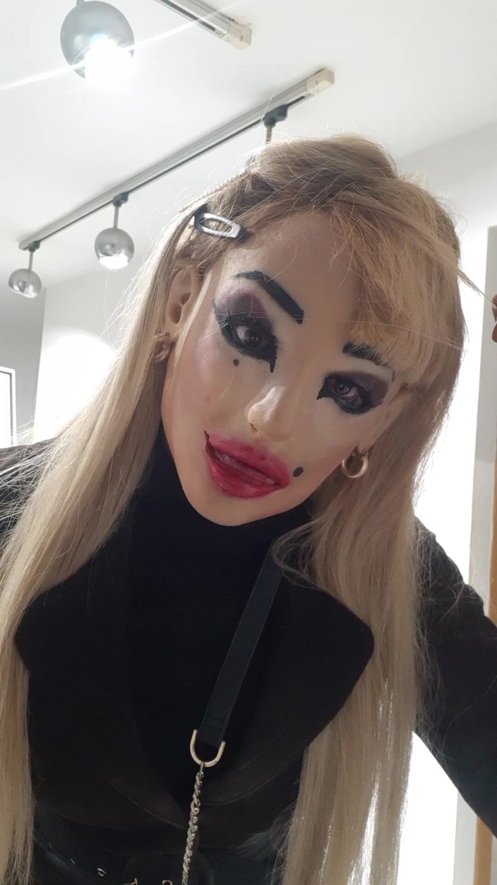 Tatiana Zorrita: Kouření maskované