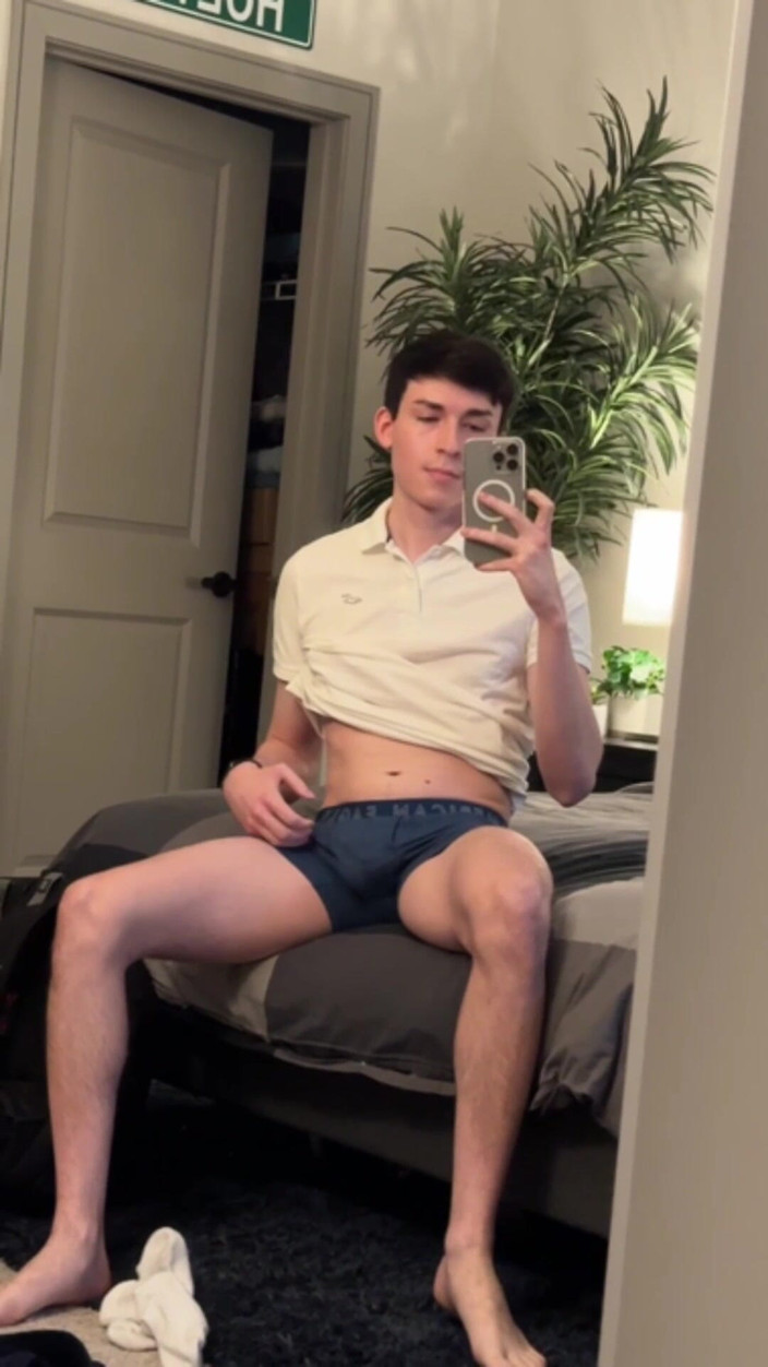 The Show Studio: 健身后手淫