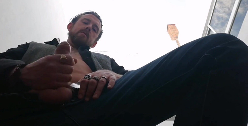 Dirty Talking Guy: O să te fac curva mea flămândă de spermă