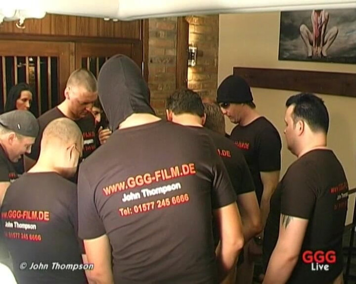 We love fucking XXX: GGG John Thompson, muda langsing terangsang suka banyak sperma